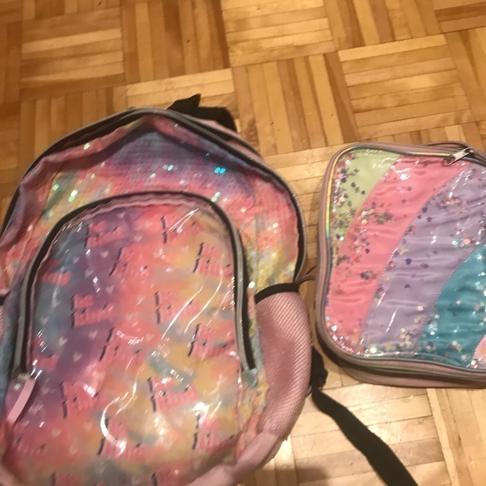Free whit purchase school bag and lunch box​​​​​​​​​​​​​ - Picture 2 of 7